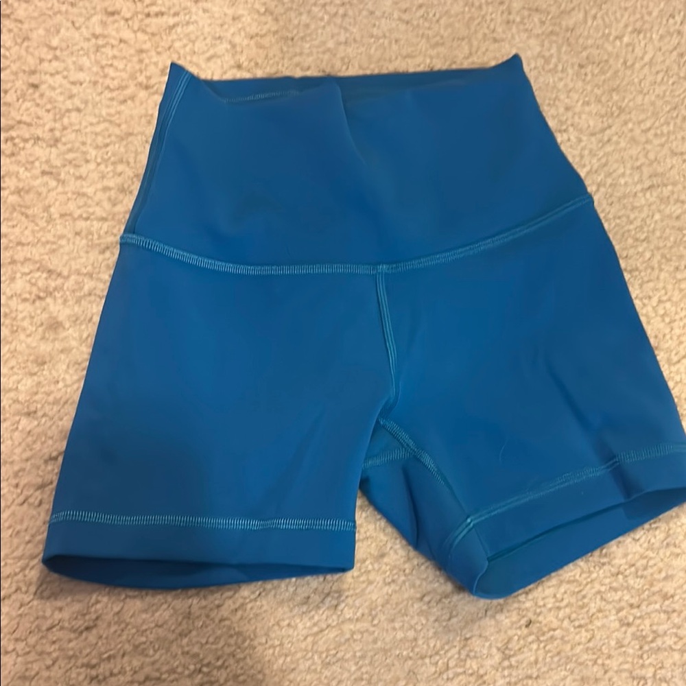 Lululemon sz 2 blue High-Waisted 4” Shorts